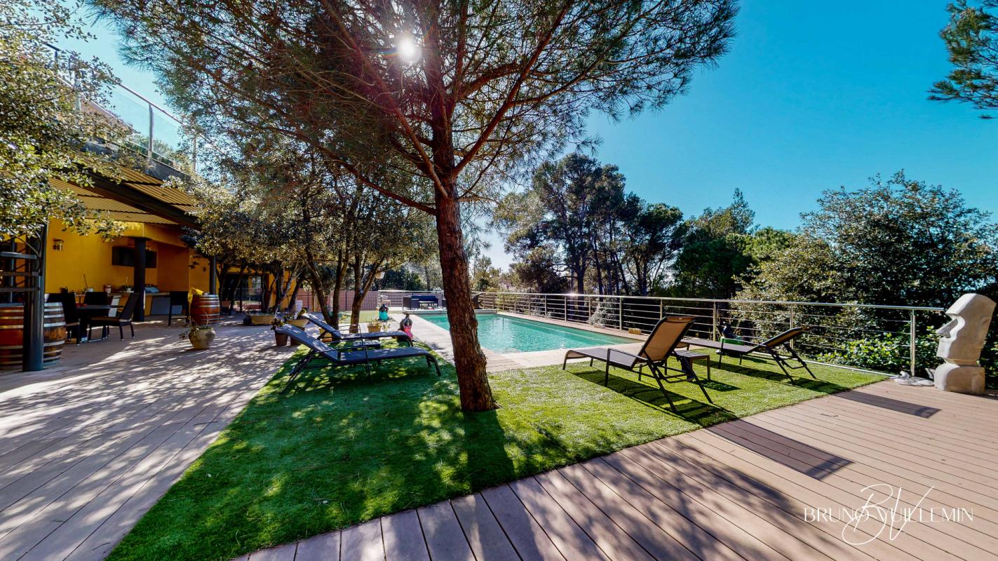 CARCASSONNE VILLA D'ARCHITECTE DE PRESTIGE Classée DPE Double A - ENVIRONNEMENT EXCEPTIONNEL - POSITION DOMINANTE 1