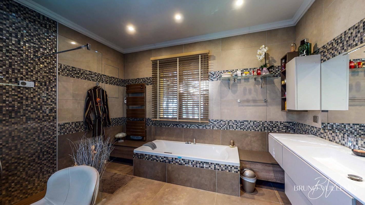 CARCASSONNE VILLA D'ARCHITECTE DE PRESTIGE Classée DPE Double A - ENVIRONNEMENT EXCEPTIONNEL - POSITION DOMINANTE 12