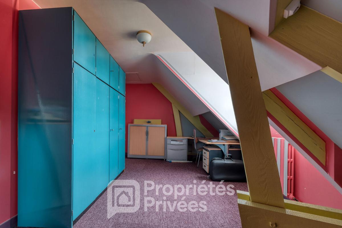 BOISSY-SOUS-SAINT-YON la bourgeoise 14