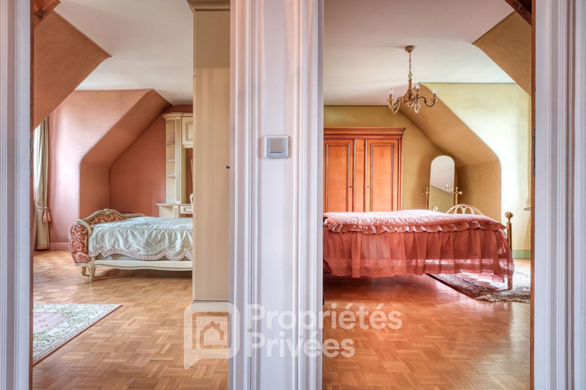 BOISSY-SOUS-SAINT-YON la bourgeoise 9