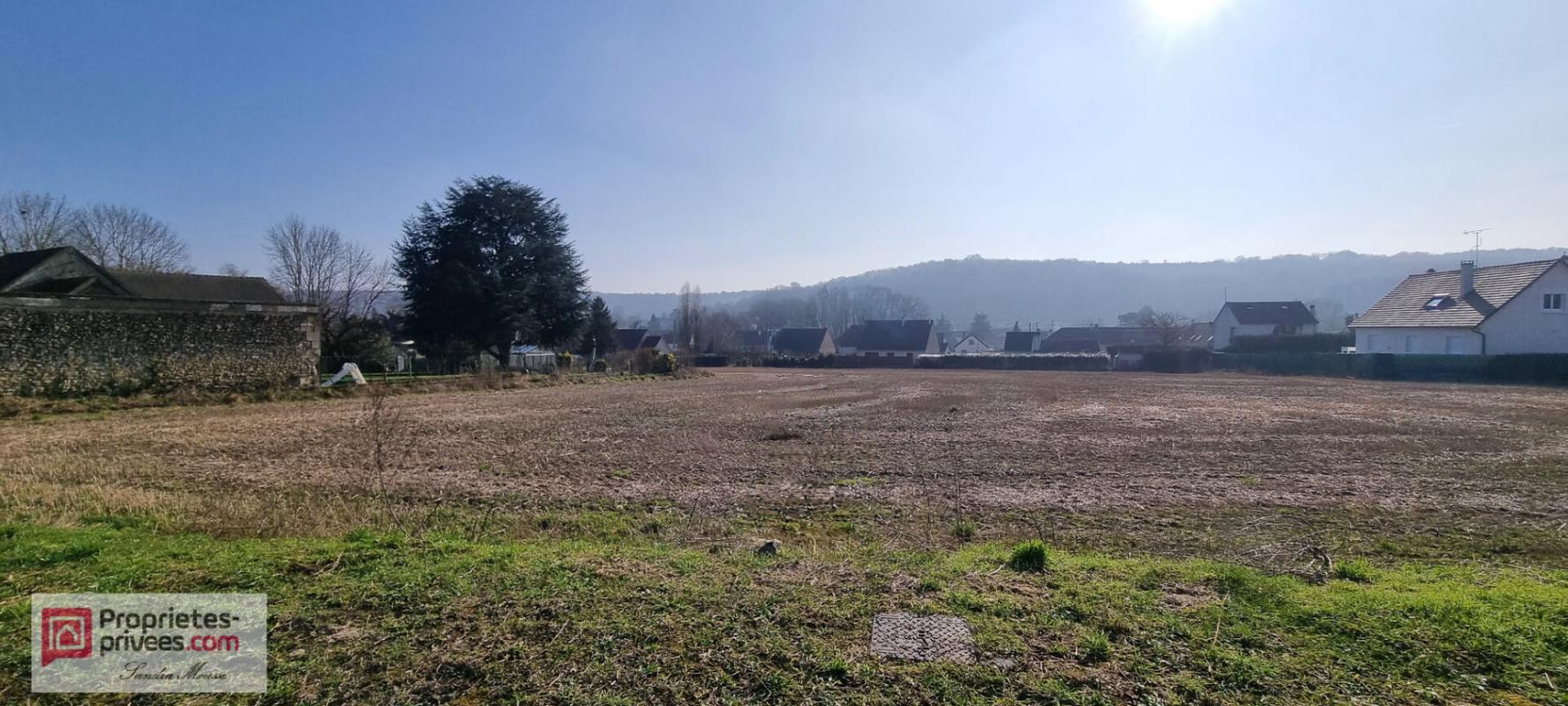 NOINTEL Terrain Constructible de 530 m² 1