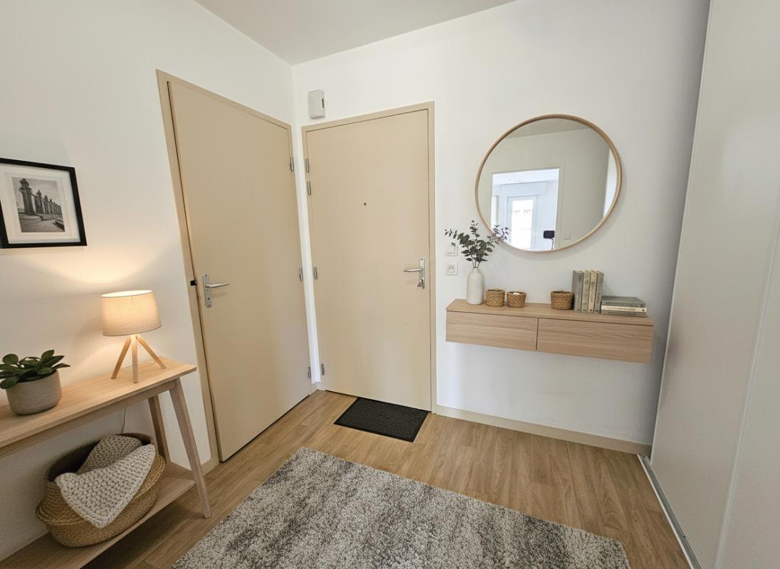 ANGERS Appartement T2 - 45 m² - Terrasse - Stationnement - Ascenseur - Environnement calme 2