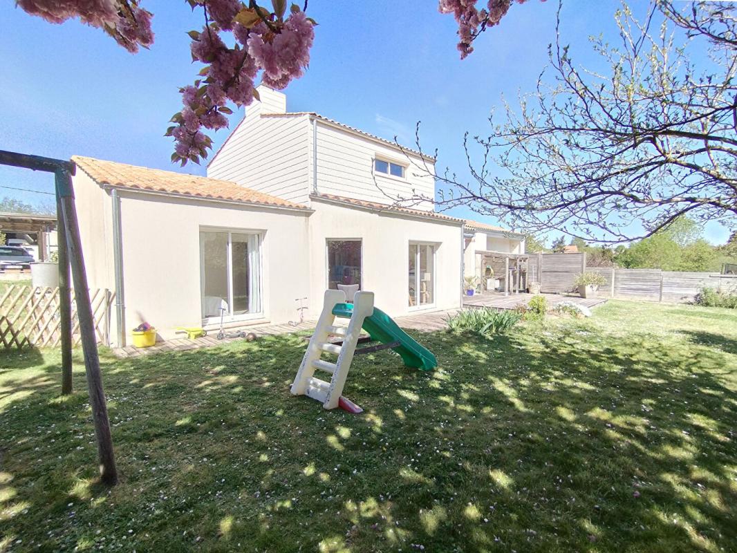 VERTOU Maison 4 chambres, 143m² + T2 38m², Vertou 8