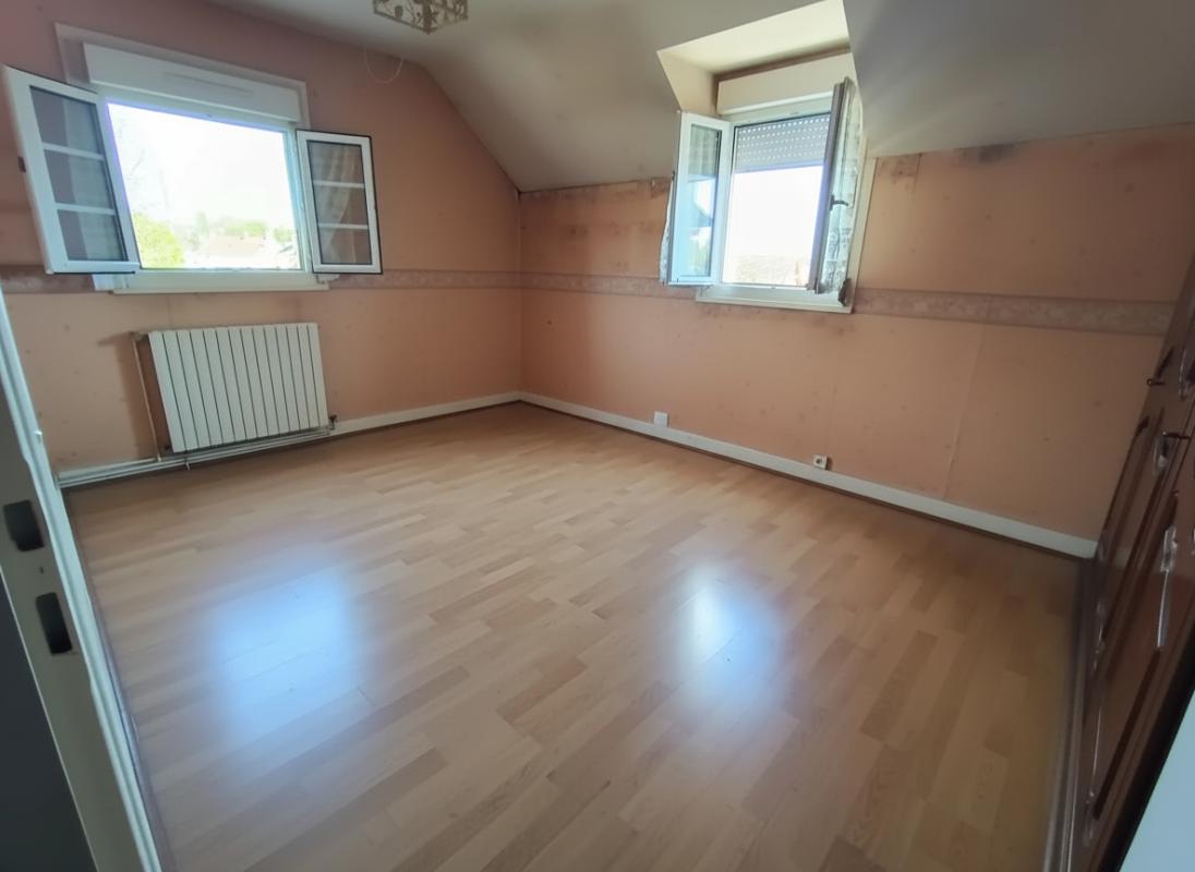 SAUVIGNY-LES-BOIS MAISON A 5 MINUTES DE NEVERS 10