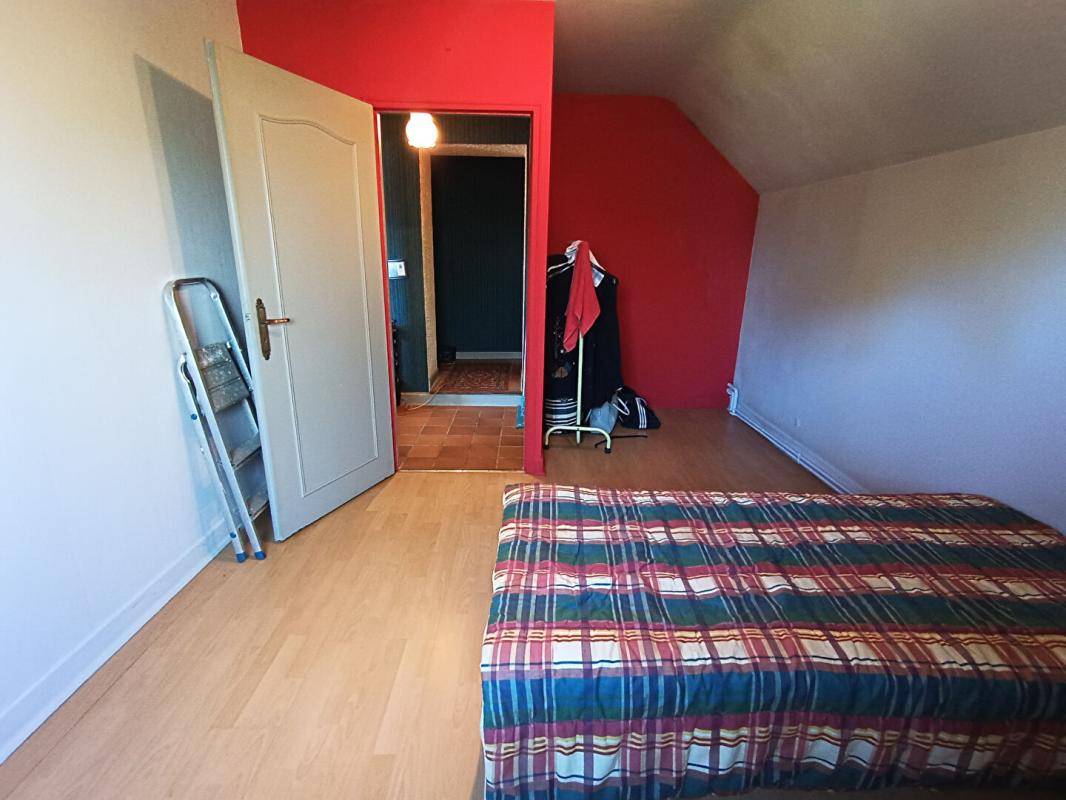 SAUVIGNY-LES-BOIS MAISON A 5 MINUTES DE NEVERS 13