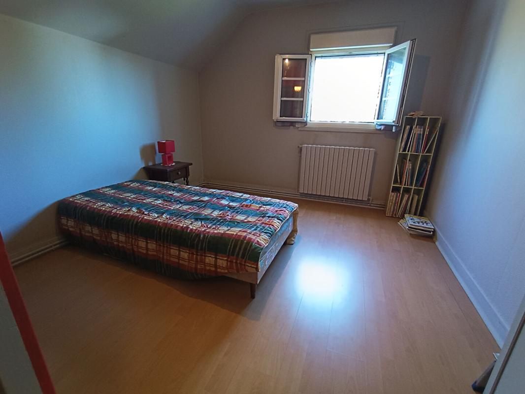 SAUVIGNY-LES-BOIS MAISON A 5 MINUTES DE NEVERS 15