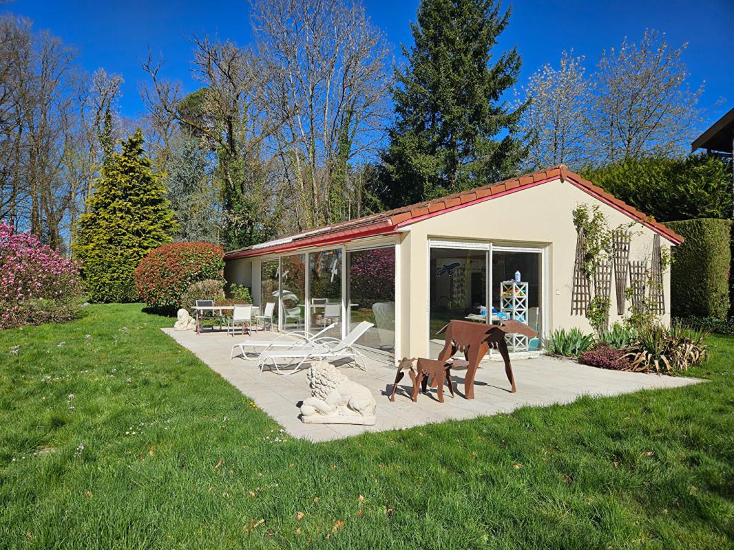 EPINAL Magnifique propriété arborée au coeur d'Epinal 11