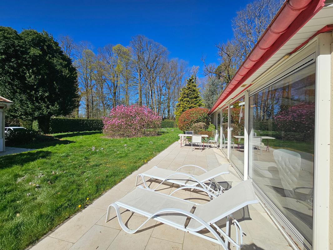 EPINAL Magnifique propriété arborée au coeur d'Epinal 4
