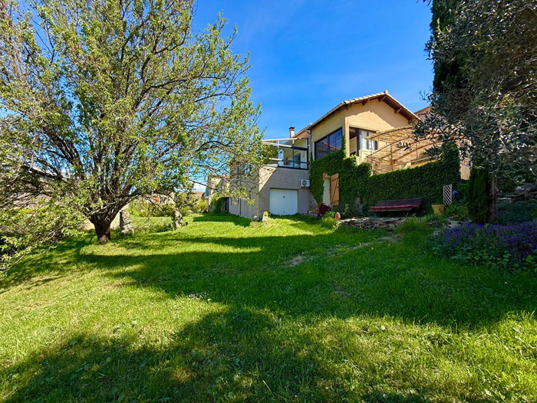 JOYEUSE Maison Joyeuse 4 pièces 102 m2 1