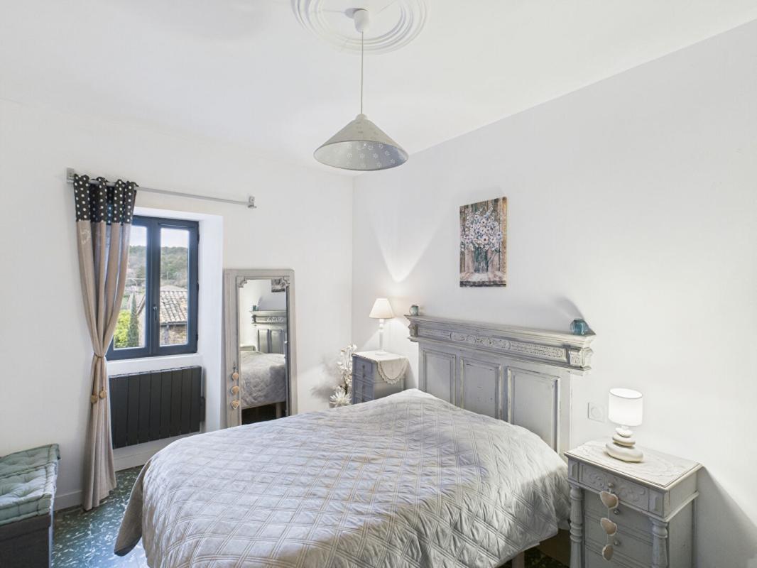 JOYEUSE Maison Joyeuse 4 pièces 102 m2 14