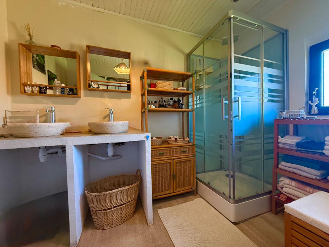 JOYEUSE Maison Joyeuse 4 pièces 102 m2 16