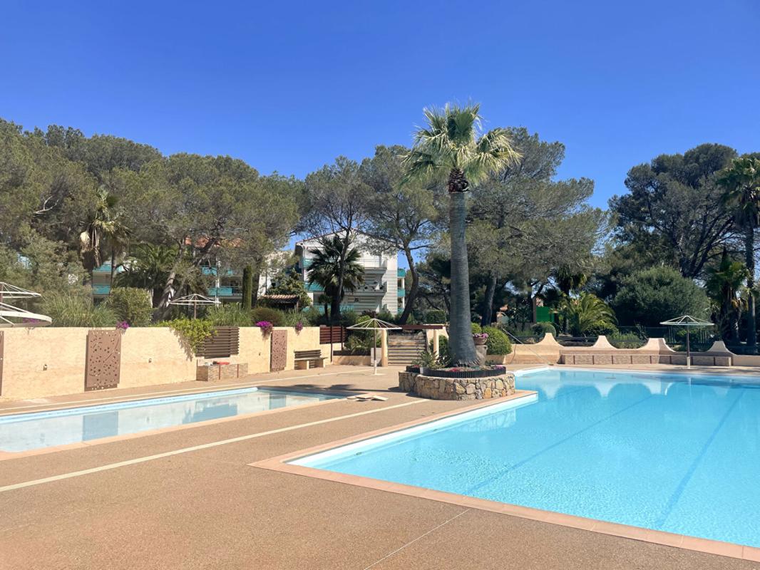 SAINT-RAPHAEL Boulouris - Résidence très recherchée- F2 10