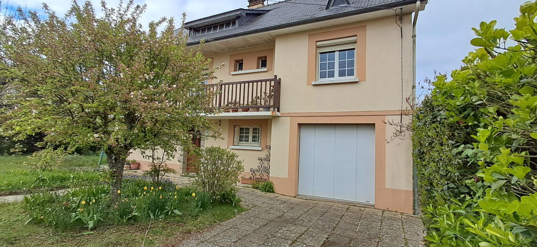 SOULGE-SUR-OUETTE Maison Soulge Sur Ouette 5 pièce(s) 90 m2 2