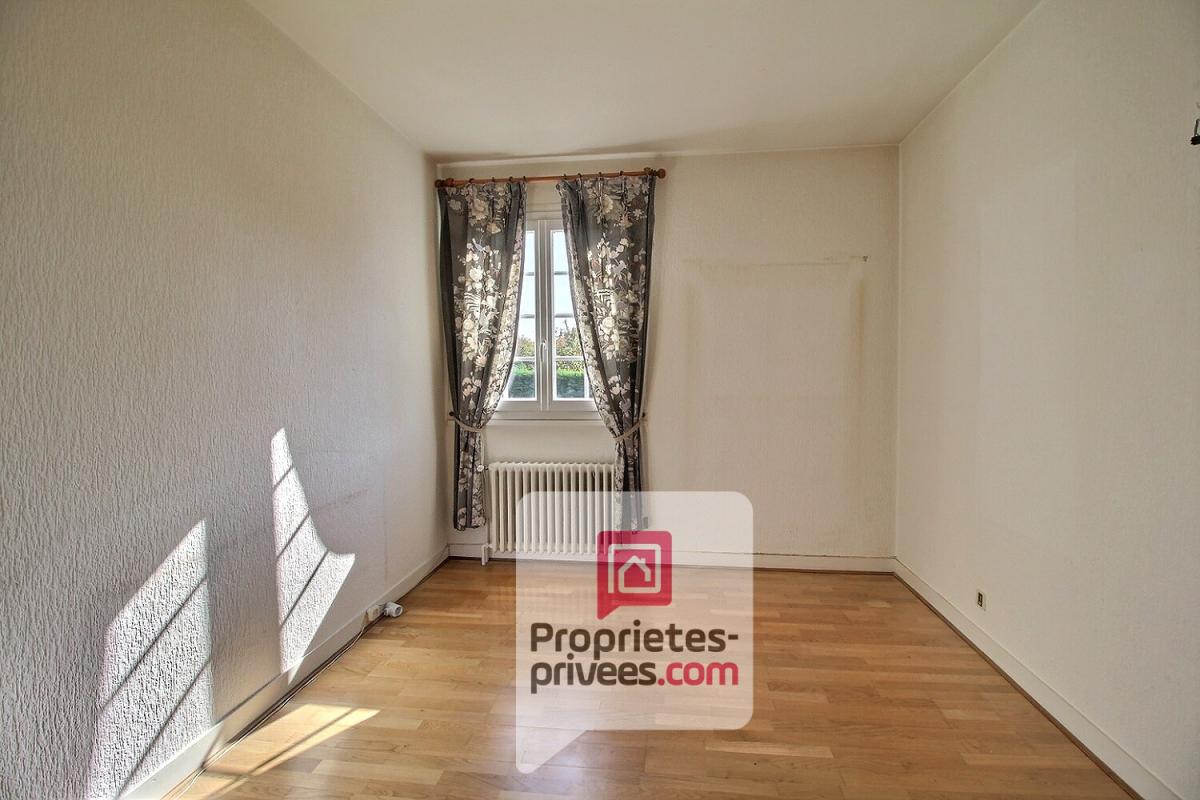 AMILLY A VENDRE MAISON 145 m2, SOUS-SOL - 5 CHAMBRES - VERANDA, TERRAIN CLOS 1156 m2 7