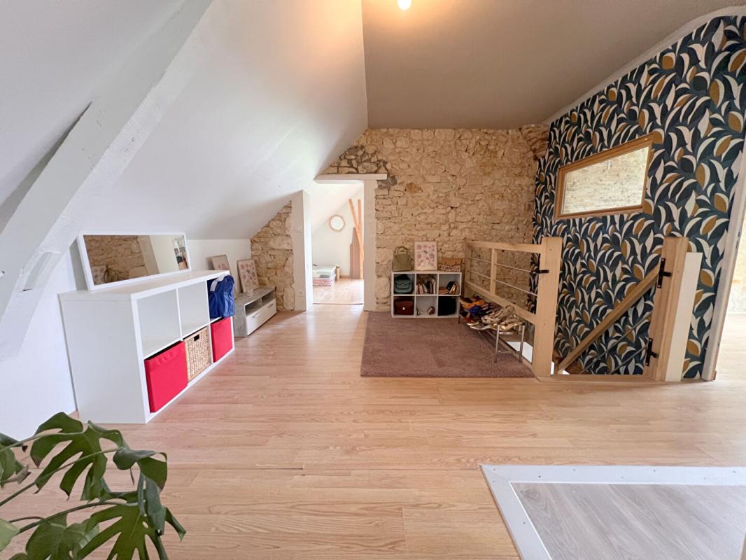 CHEMIRE-LE-GAUDIN Maison - Chemire Le Gaudin - 5 pièces - 170 m² 16