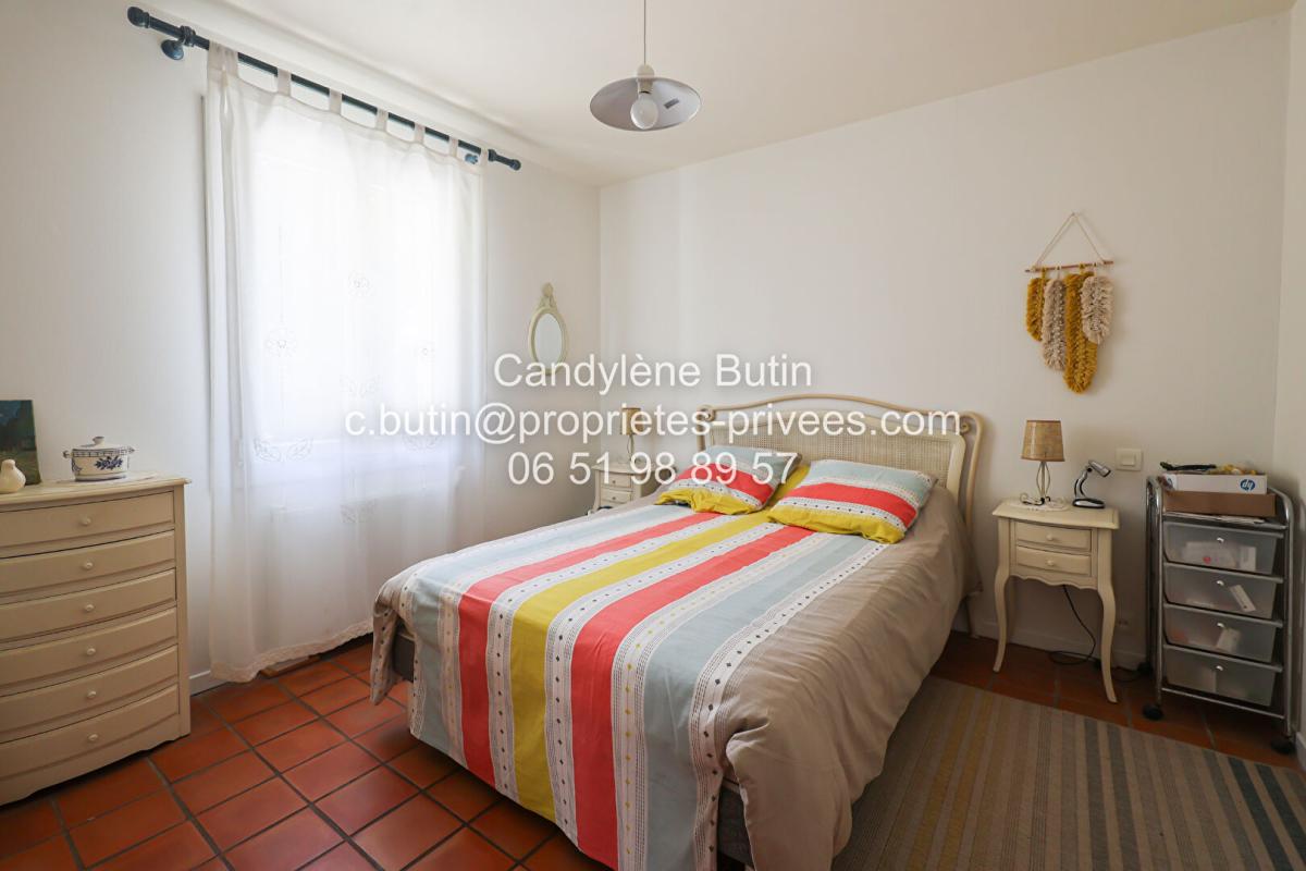 MALVES-EN-MINERVOIS Villa Malves En Minervois 6 pièce(s) 152 m2 10