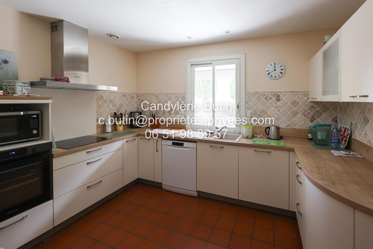 MALVES-EN-MINERVOIS Villa Malves En Minervois 6 pièce(s) 152 m2 5