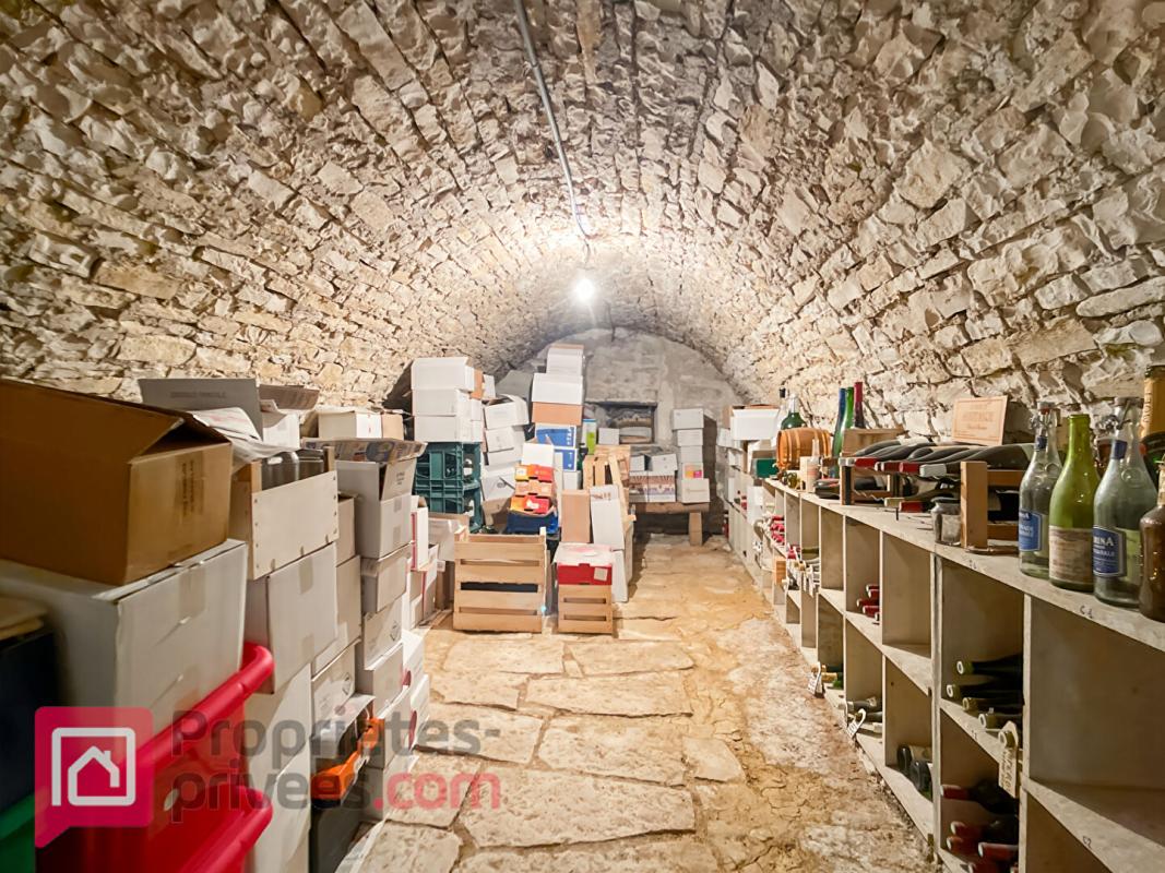 NITRY Maison Nitry 9 pièce(s) 353 m2 12