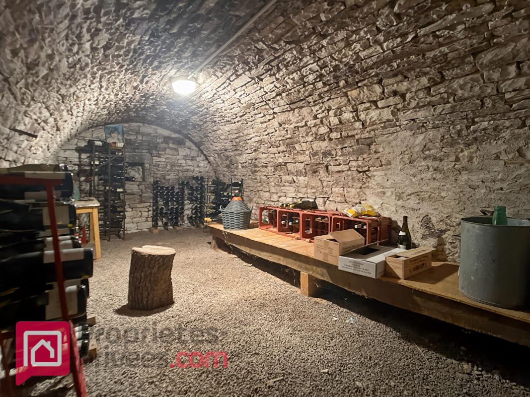 PRECY-LE-SEC Corps de ferme Precy Le Sec 12 pièces 260 m2 12