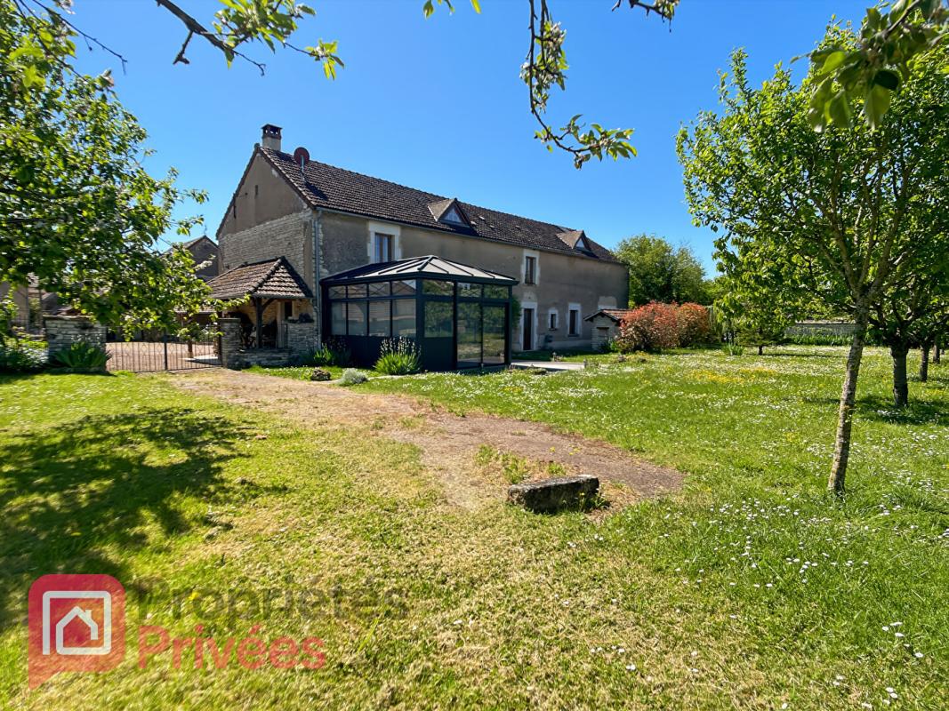 PRECY-LE-SEC Corps de ferme Precy Le Sec 12 pièces 260 m2 13