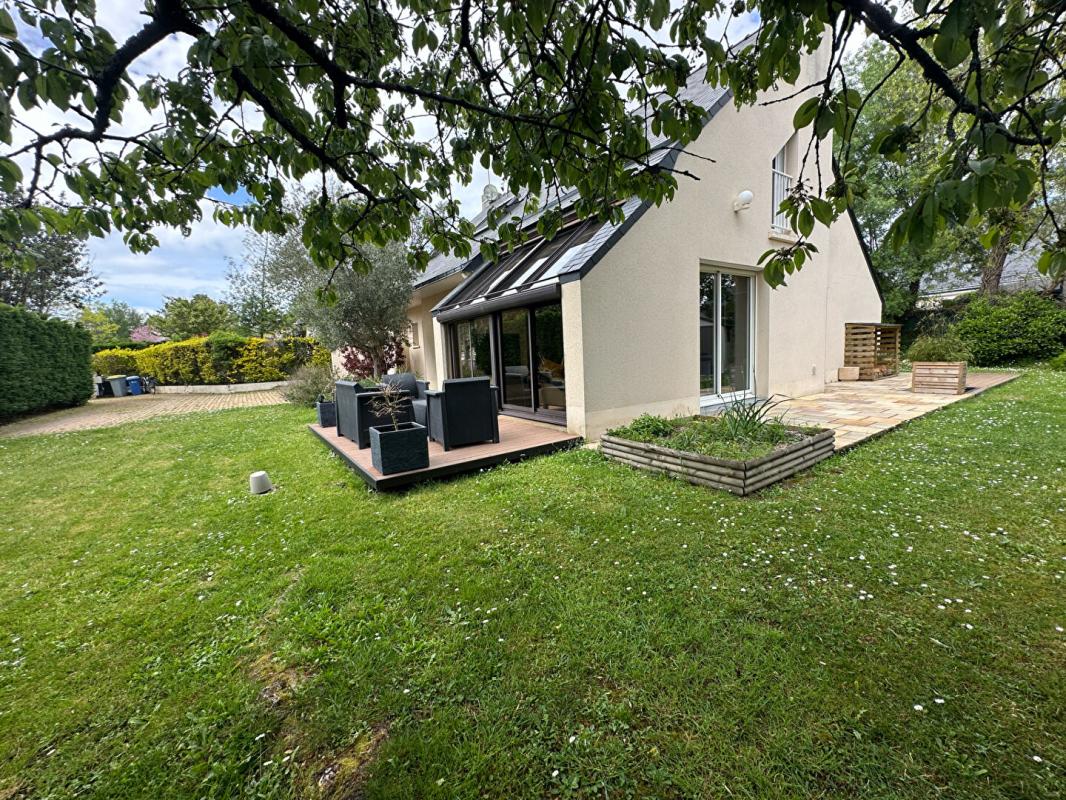 THOUARE-SUR-LOIRE Maison 8 pièce(s) 160 m2 14