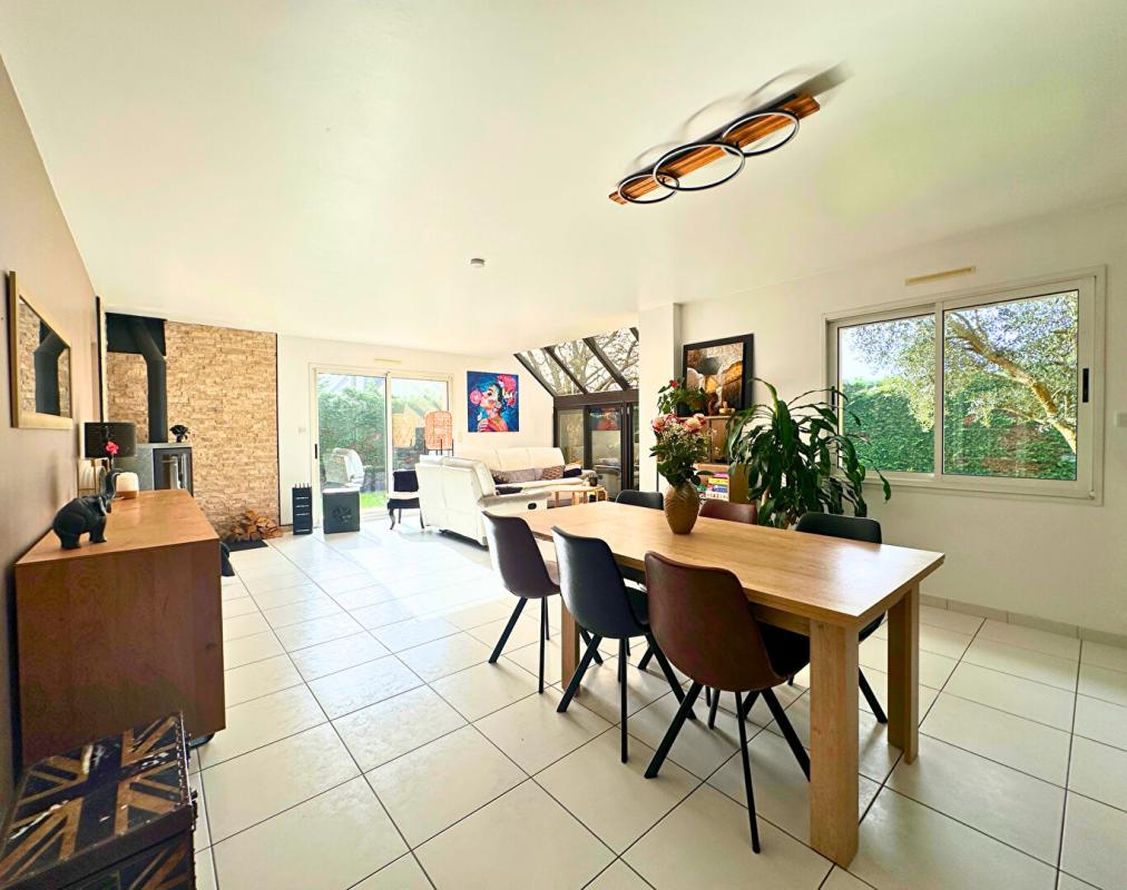 THOUARE-SUR-LOIRE Maison 8 pièce(s) 160 m2 5