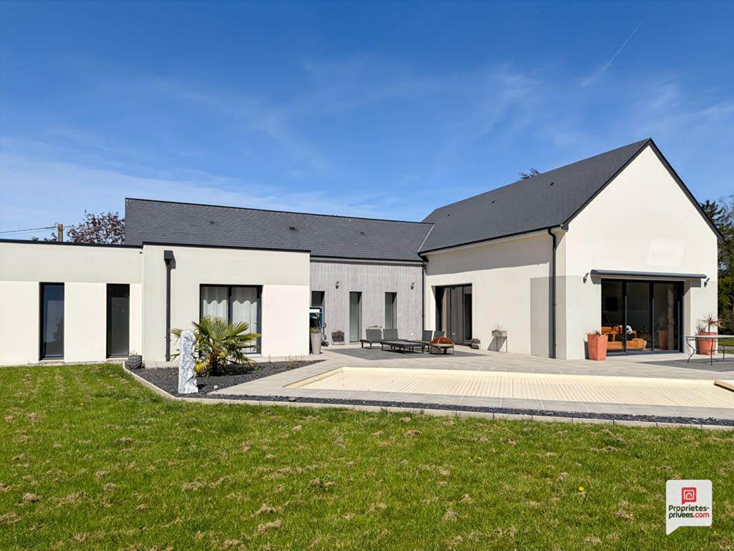 PRECIGNE Maison Precigne 7 pièce(s) 173 m2 1