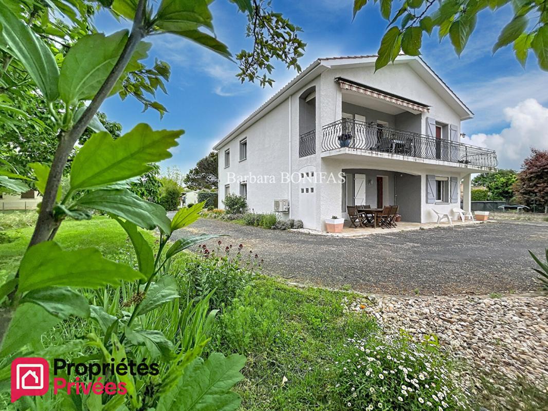 LAVAUR Maison Lavaur 6 pièces 184 m2 1