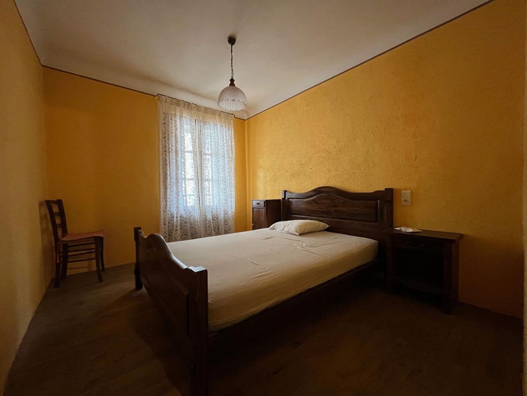 PRATS-DE-MOLLO-LA-PRESTE Maison de ville 13 pièces de 190 m2 dans le centre de Prats De Mollo La Preste 3