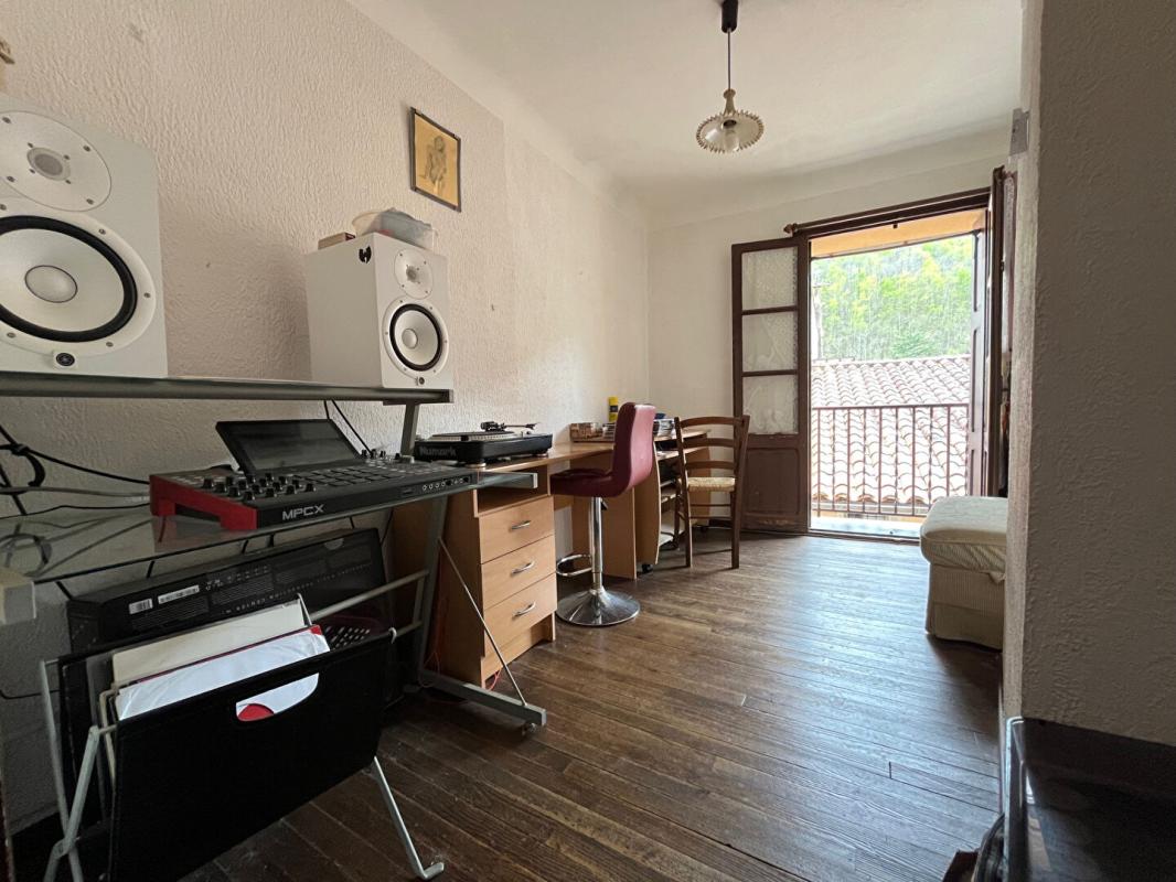 PRATS-DE-MOLLO-LA-PRESTE Maison de ville 13 pièces de 190 m2 dans le centre de Prats De Mollo La Preste 6