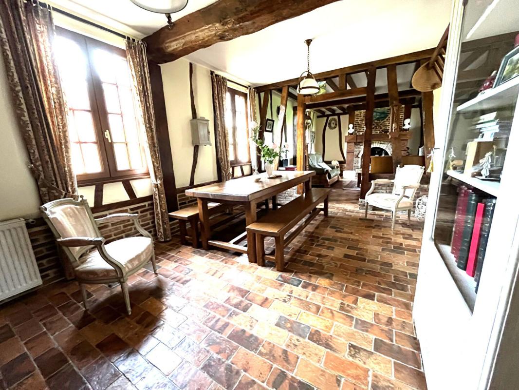 GOURNAY-EN-BRAY Corps de ferme Longère Brayonne  proche de Forges Les Eaux 150 M2 10