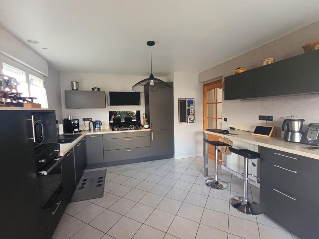 LE SOURN Maison 8 pièce(s) 134 m2 7