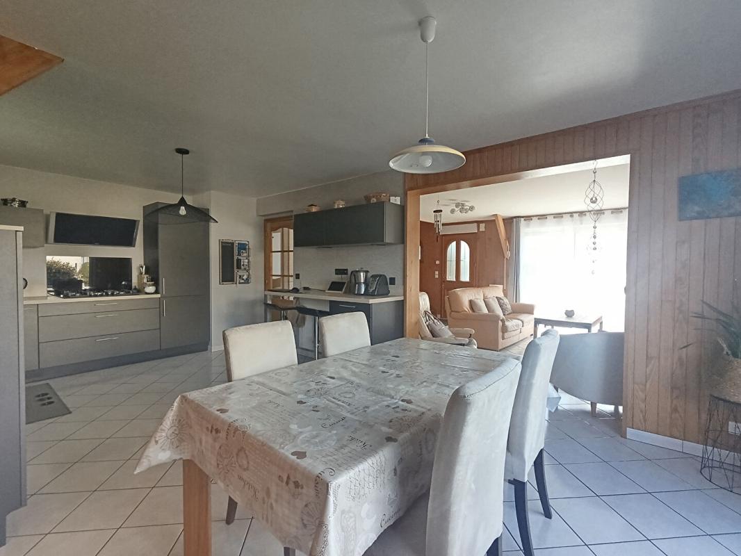 LE SOURN Maison 8 pièce(s) 134 m2 8