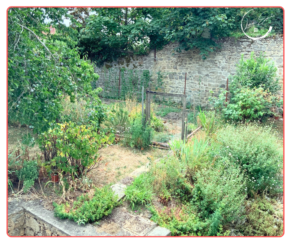 CHENERAILLES Maison 5 chambres rénovée avec jardin  Centre Chénérailles Fort potentiel 6