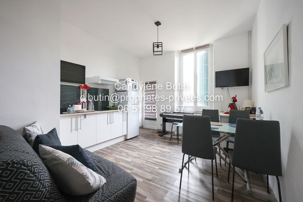 LA REDORTE Élégante maison de Maitre en pierre de 320m2 14