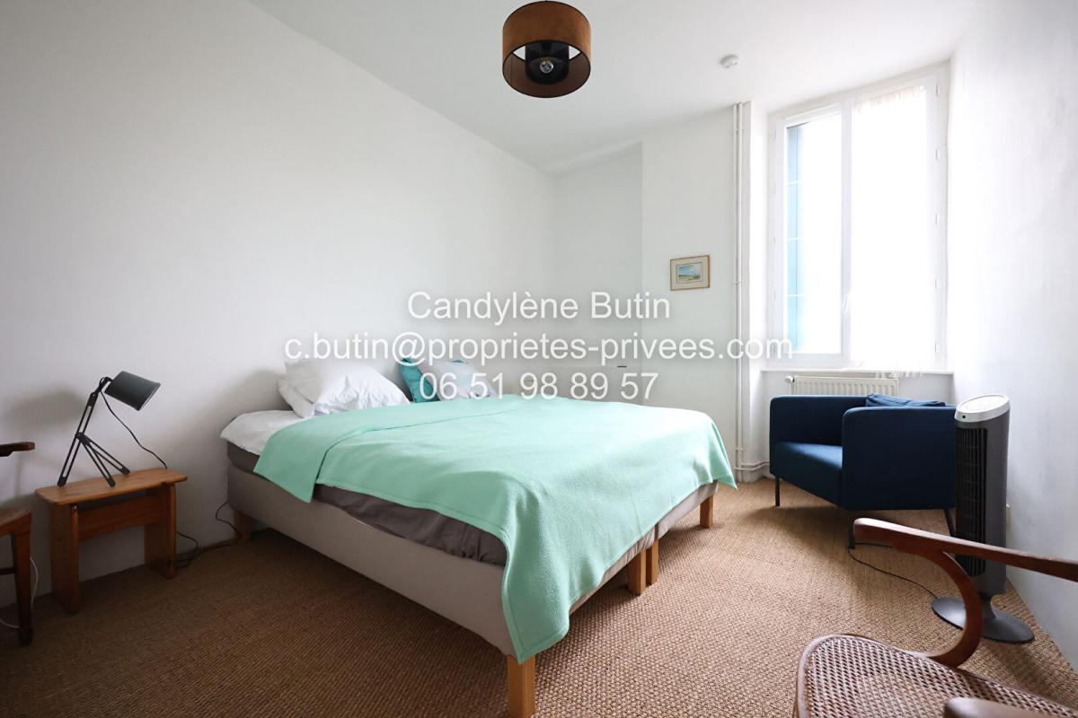 LA REDORTE Élégante maison de Maitre en pierre de 320m2 15