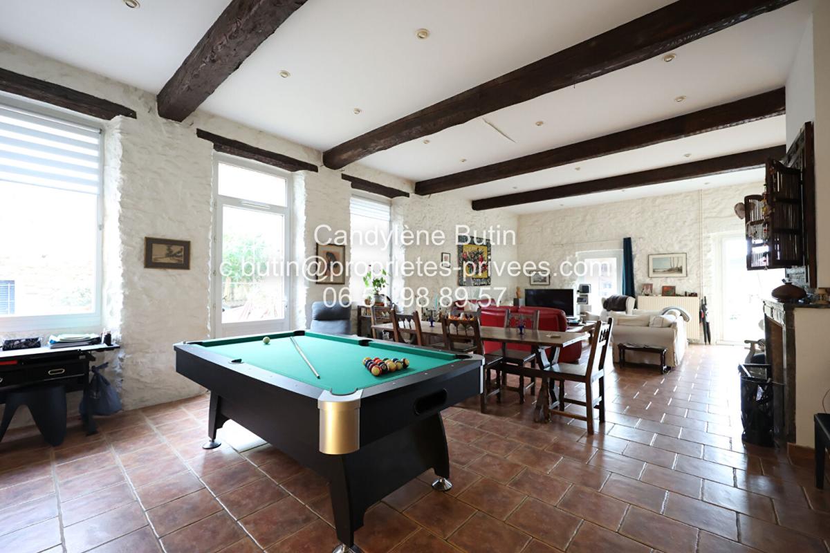 LA REDORTE Élégante maison de Maitre en pierre de 320m2 3