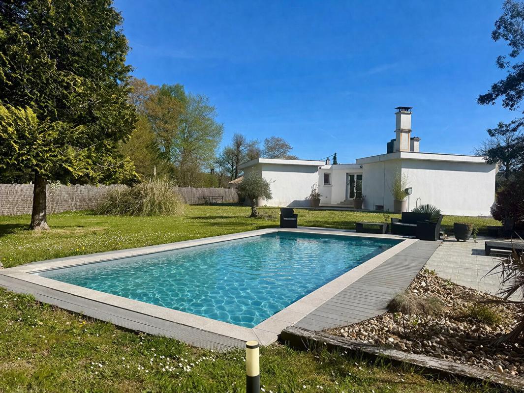 TRELISSAC A vendre, superbe maison d'architecte, 190 m², à Trélissac 24750 17