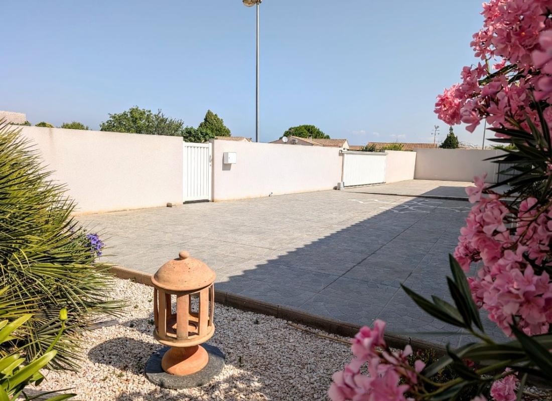 CANET Vente Villa  5 pièce(s) 132m2 - 11200 CANET D'AUDE - 468 000 HAI 17