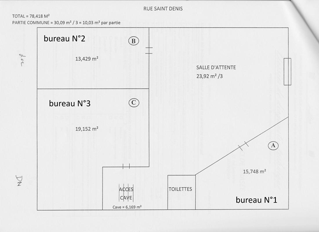 DREUX DREUX 28 - LOCAUX, PMR, 2 PARKING PRIVES 7