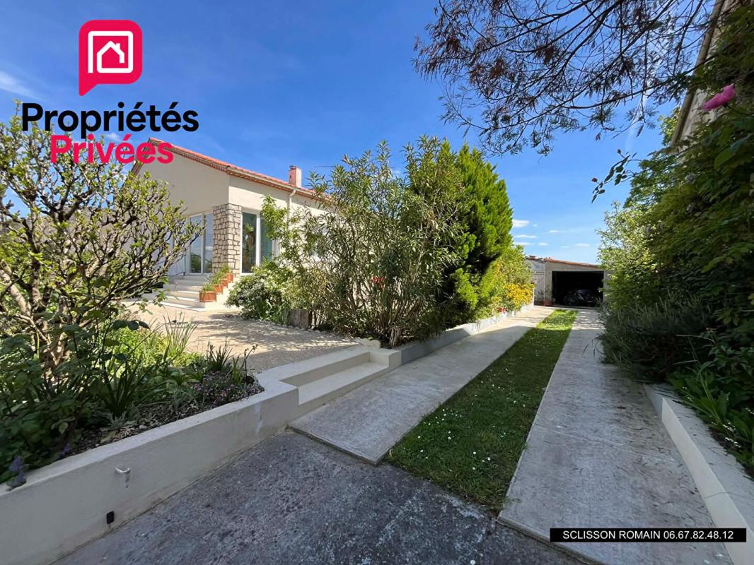 MORTAGNE-SUR-GIRONDE Maison sur sous-sol - Mortagne Sur Gironde -  4 pièces -  3 chambres - jardin - PRIX 249 376 FAI 1