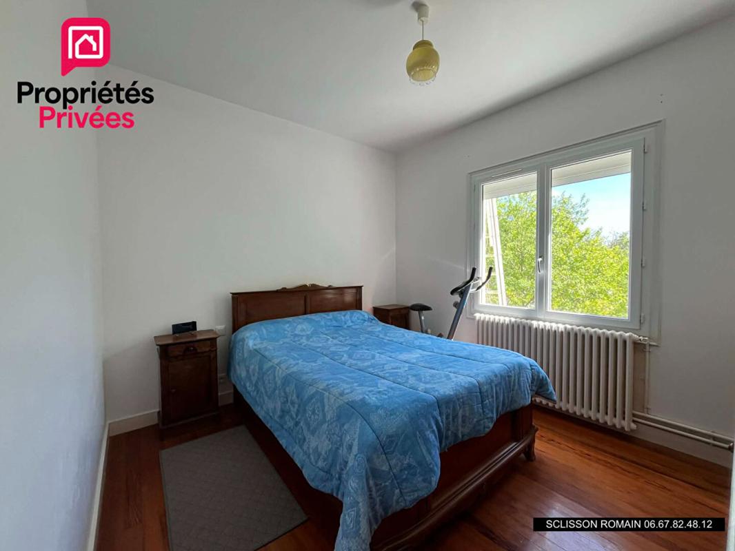 MORTAGNE-SUR-GIRONDE Maison sur sous-sol - Mortagne Sur Gironde -  4 pièces -  3 chambres - jardin - PRIX 249 376 FAI 7