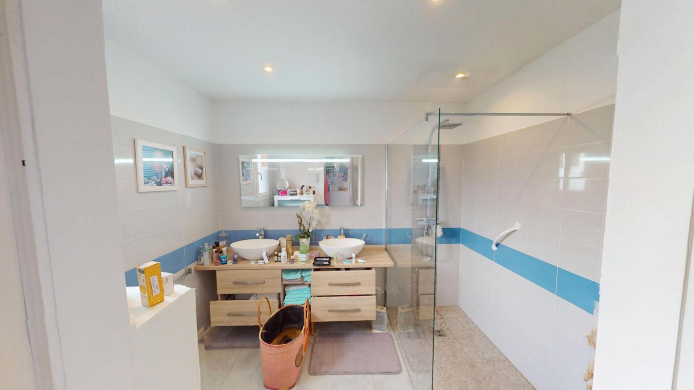 LA MOTTE Villa contemporaine 150m² , piscine - Cadre d'exception à La Motte (83920) 7