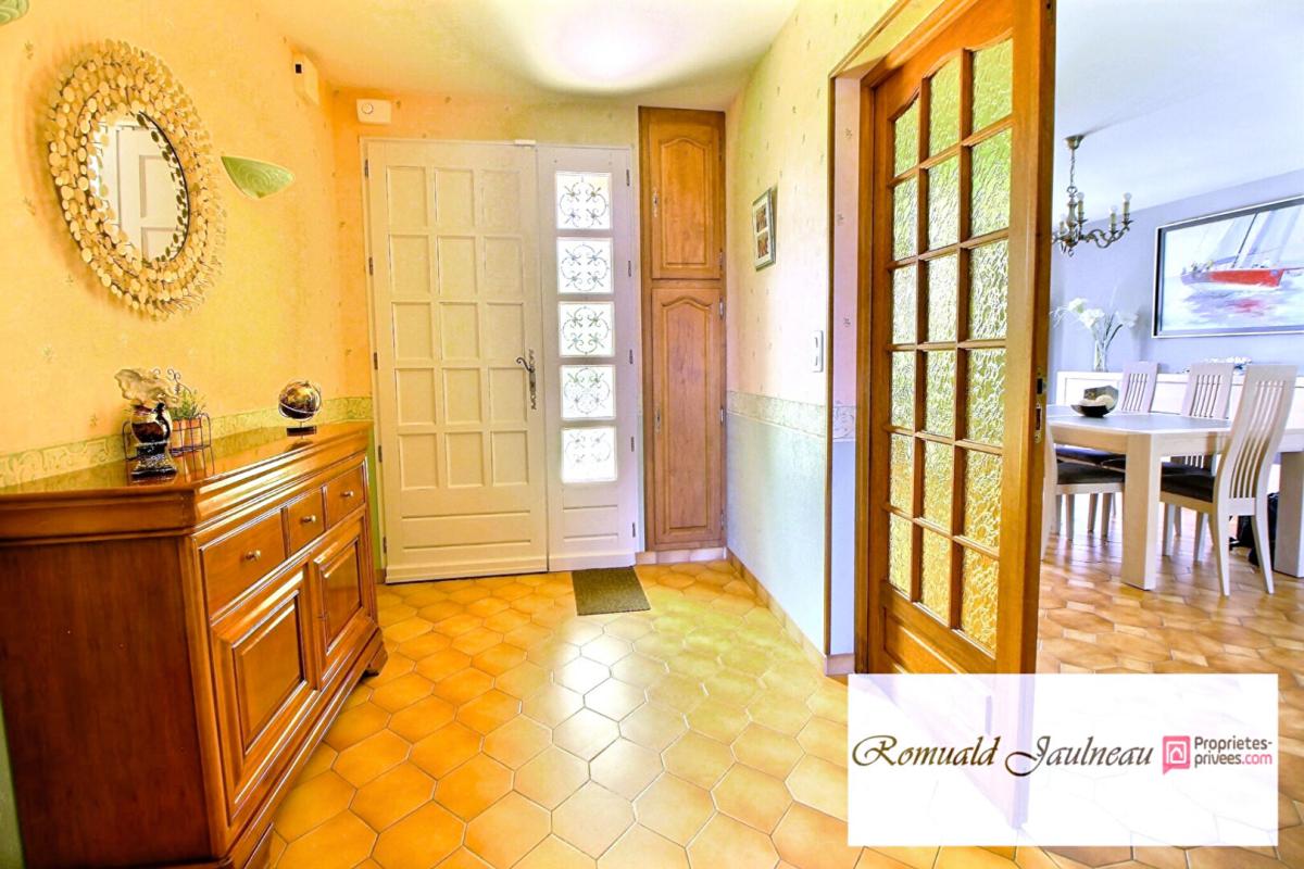 CHARTRES Maison avec Hangar à 25 min de CHARTRES SUD 14