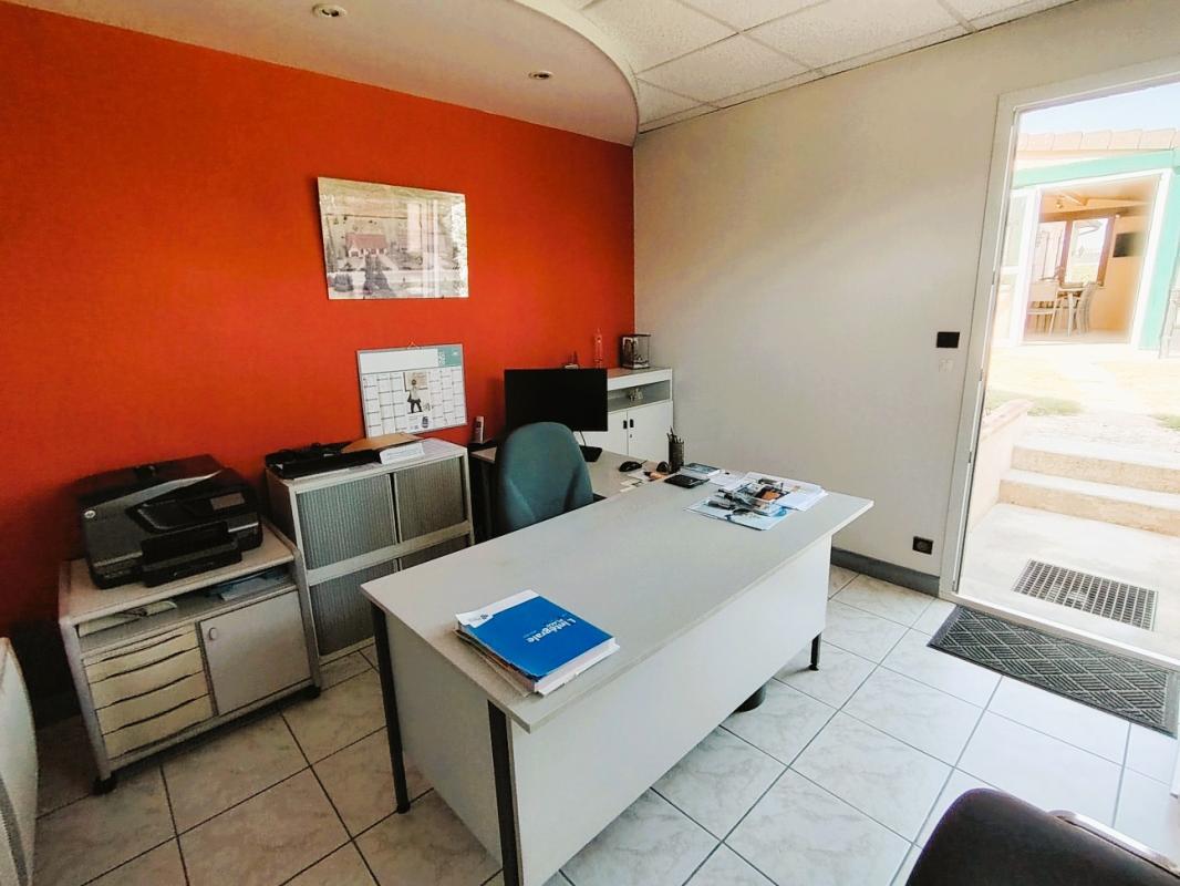 CHARTRES Maison avec Hangar à 25 min de CHARTRES SUD 16