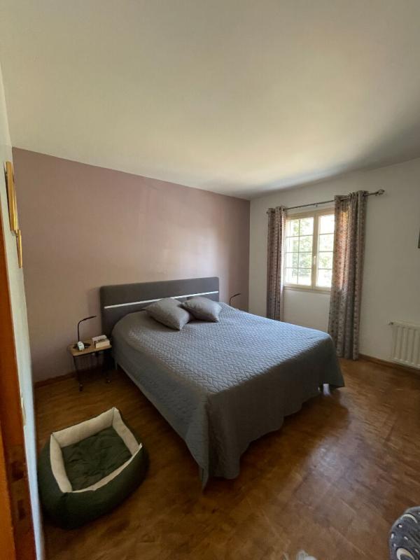 MENESPLET Maison périgourdine  8 pièces143m2 11