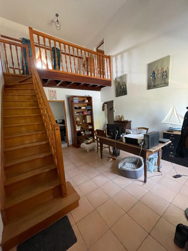 MENESPLET Maison périgourdine  8 pièces143m2 9