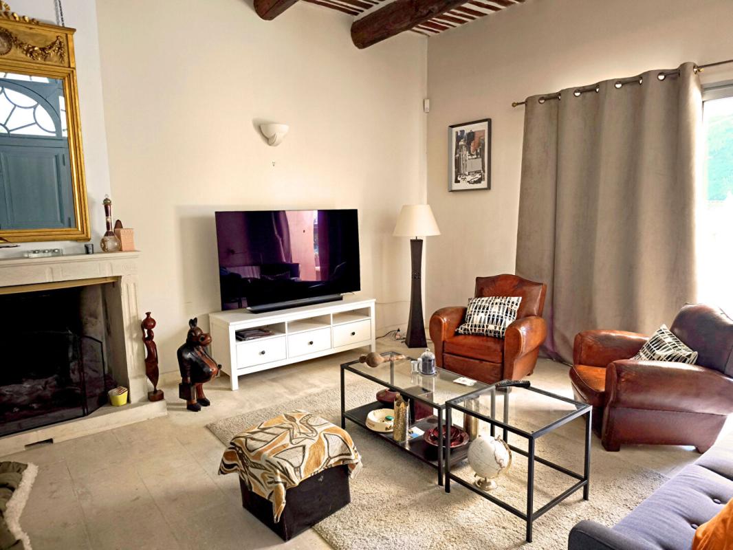 CARPENTRAS MAISON DE FAMILLE ET MAS AUTHENTIQUE 10