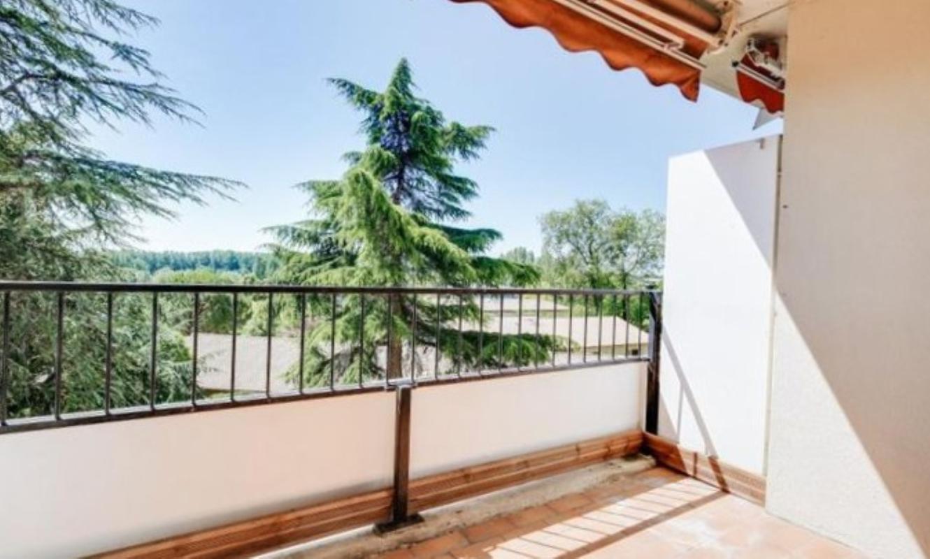 BLANQUEFORT Appartement Blanquefort 1 pièce(s) 38 m2 1