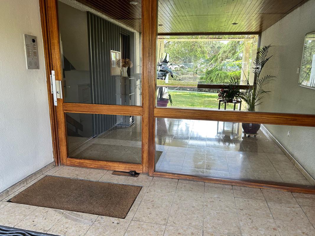 BLANQUEFORT Appartement Blanquefort 1 pièce(s) 38 m2 4